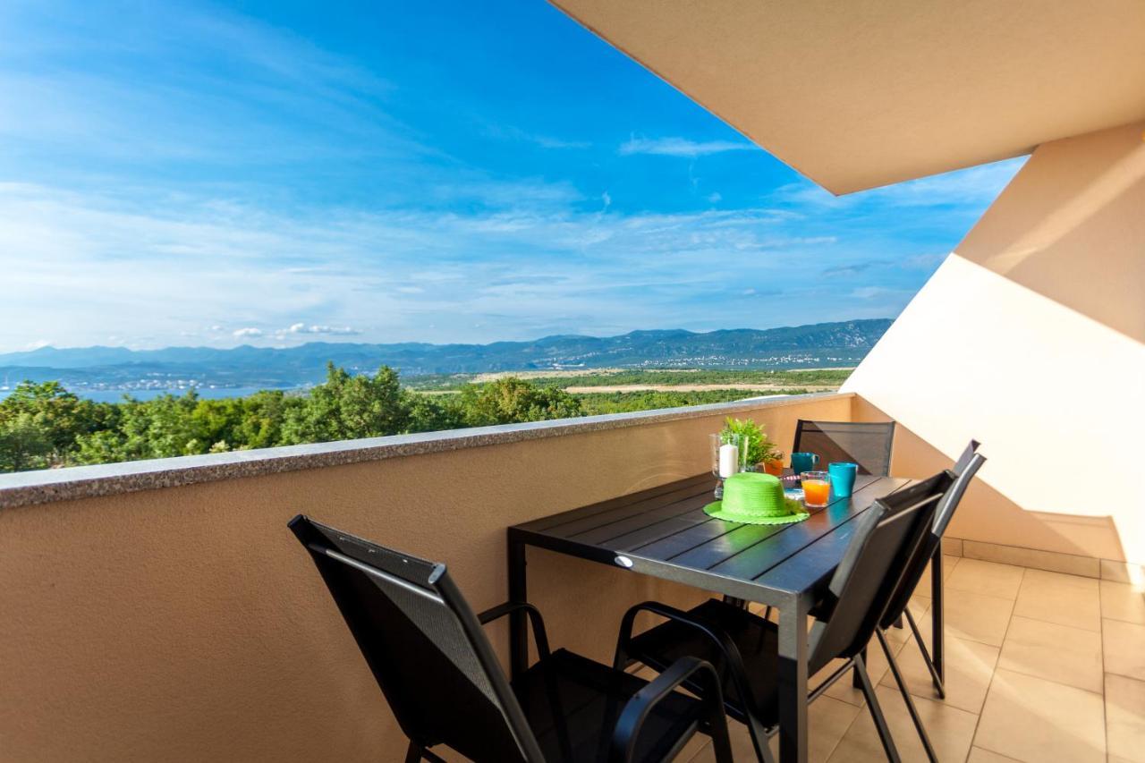 Apartments Didi Omišalj Kültér fotó