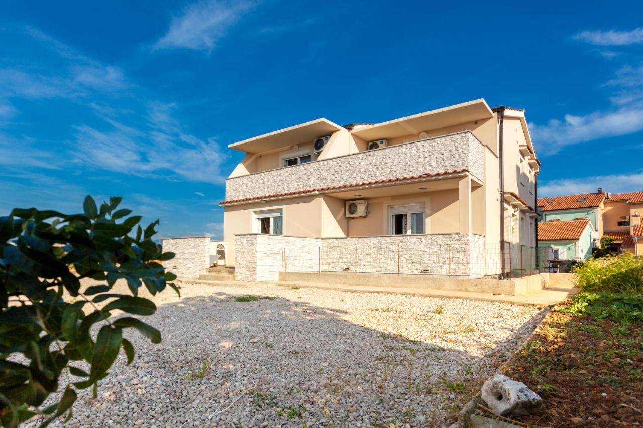 Apartments Didi Omišalj Kültér fotó