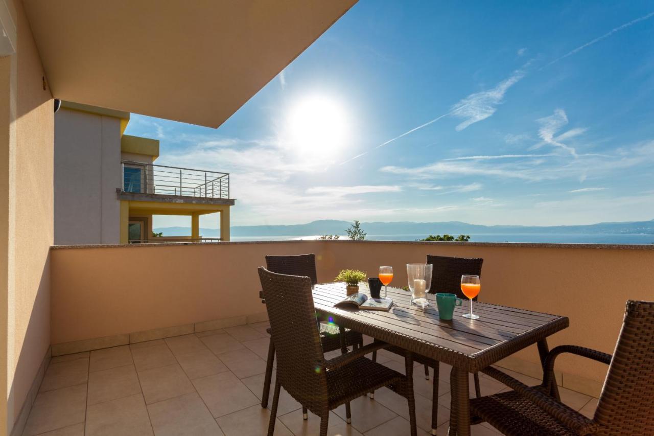 Apartments Didi Omišalj Kültér fotó